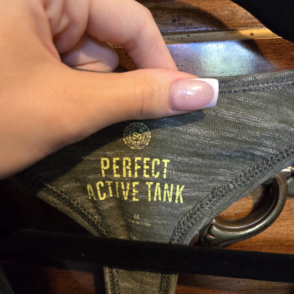 SO Racerback tank - Picture 2 of 3